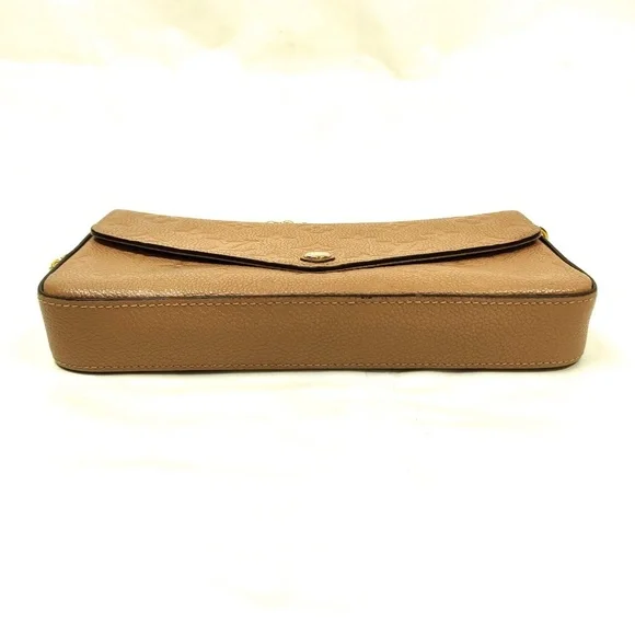 Louis Vuitton Felicie - Picture 5 of 16